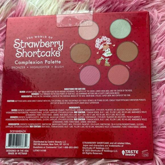 Blush Strawberry Bronzer & Contour Palette - Pink, White, Brown - Picture 6 of 6